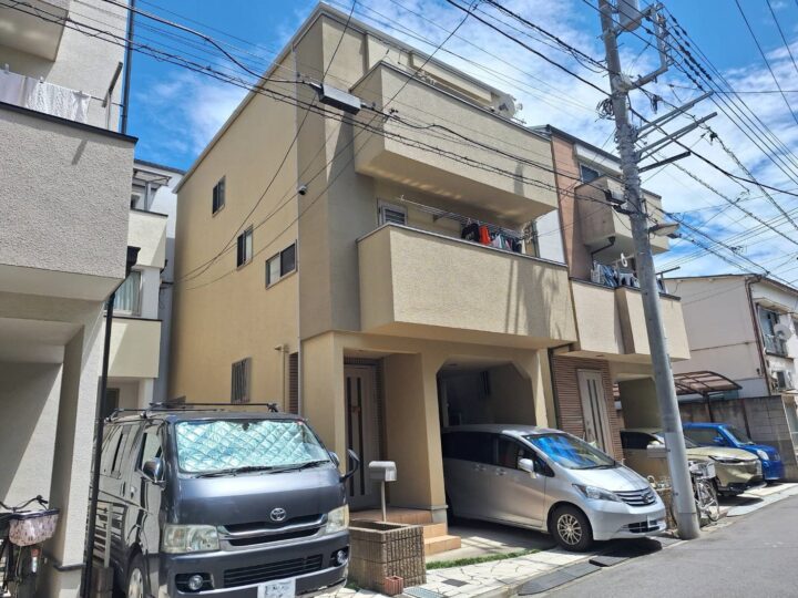 【荒川区　外壁塗装・屋根カバー工法】艶消し塗料でとても美しい外観に！